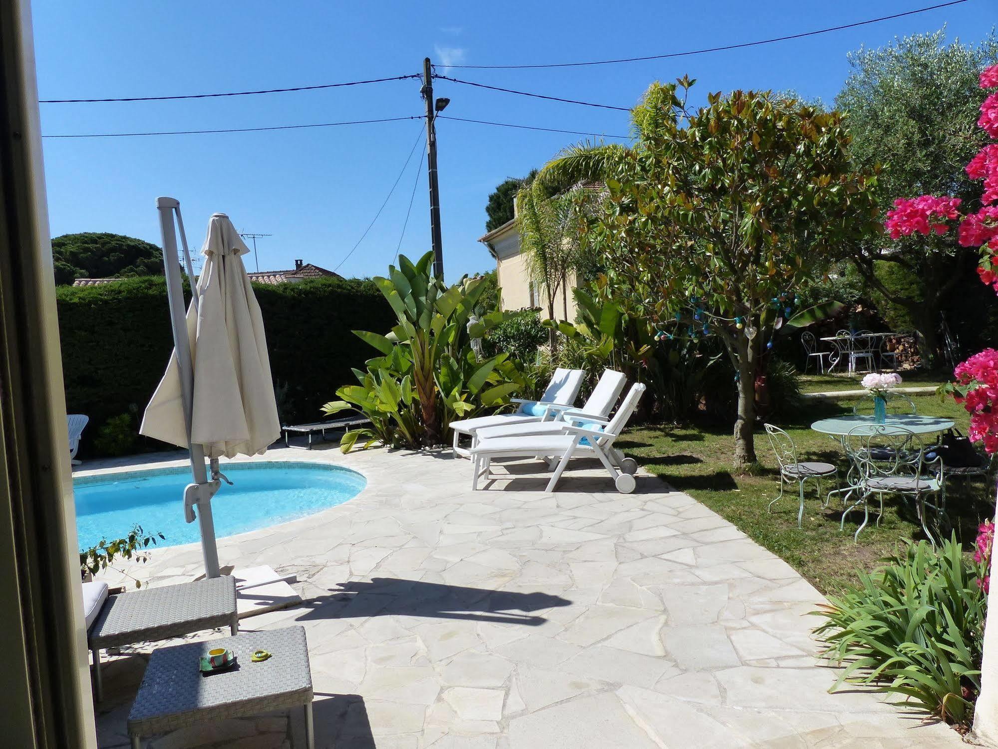Blue Dream Cannes Guest House Экстерьер фото